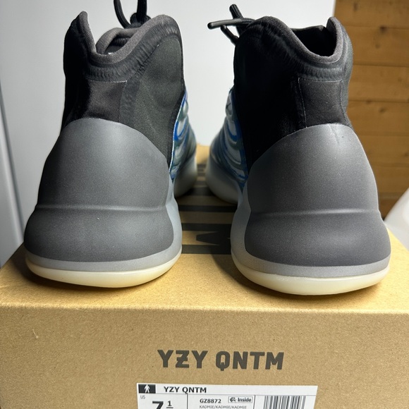 Yeezy Quantum 'Frozen Blue' size US 7.5 - Picture 5 of 6